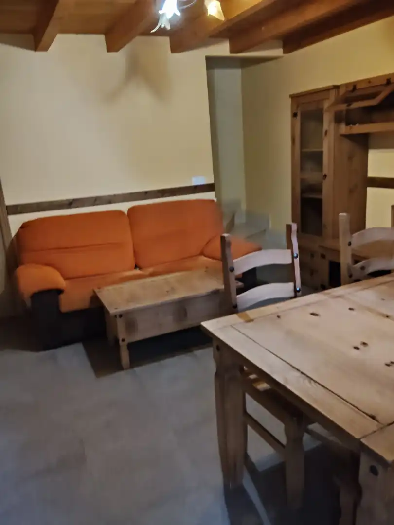 Houses for sale in Wamba  with Heating, Parquet flooring and Furnished