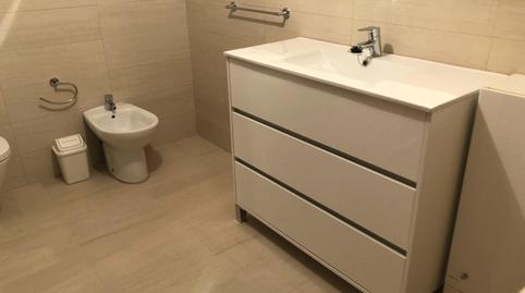 Foto 2 de Piso de alquiler en Rúa de Fernando III O Santo, Ensanche - Sar, Santiago de Compostela