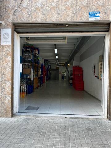 Local comercial en Venta en Carrer Illes Canàries en Les Planes