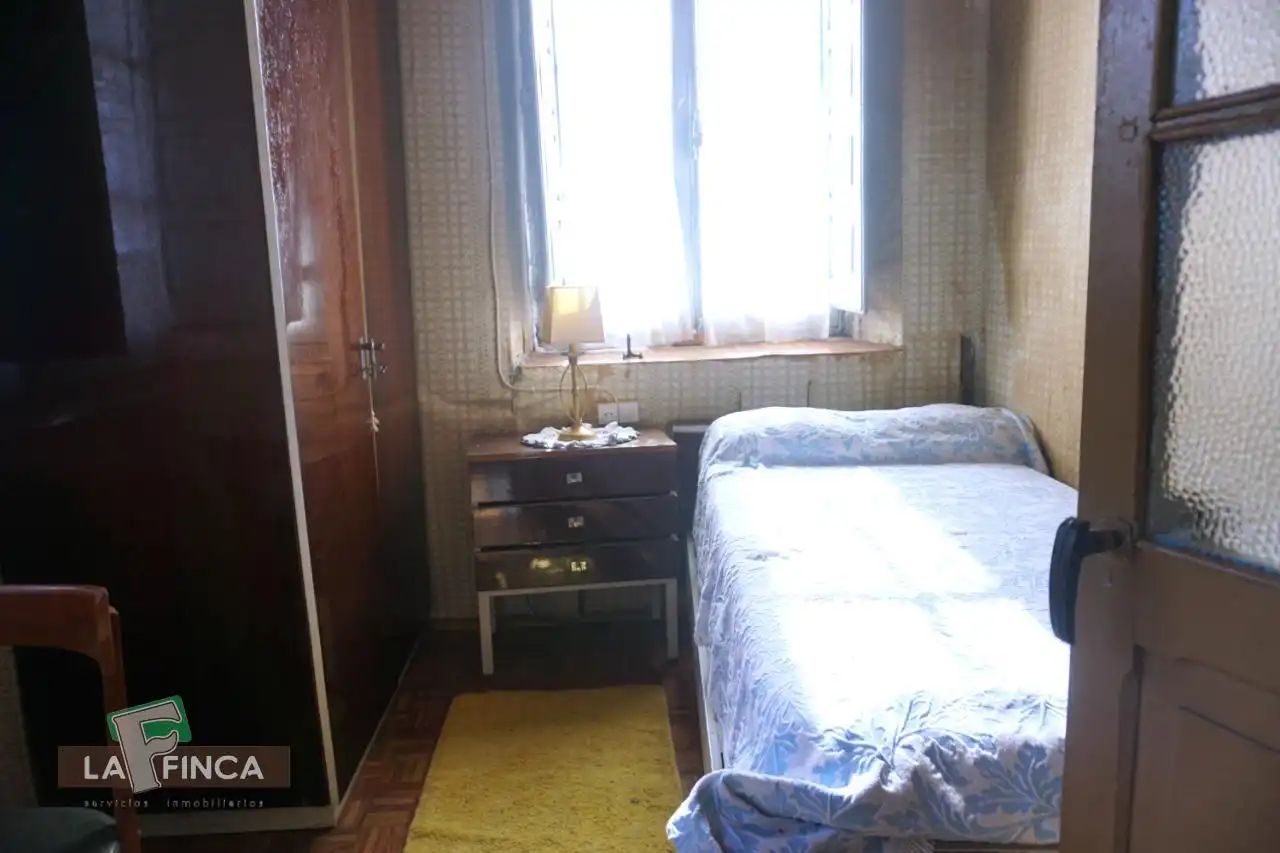 Habitación de Casa o chalet en venta en Belmonte de Miranda