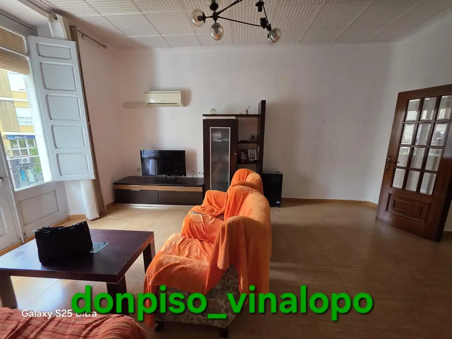 Sala d'estar de Dúplex en venda en Villena amb Aire condicionat, Calefacció i Balcó
