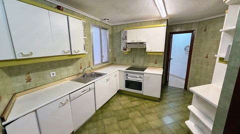 295 m² en Avenida de Colón con 7 dormitorios, terraza perimetral, patio y doble acceso independiente, imatge 4