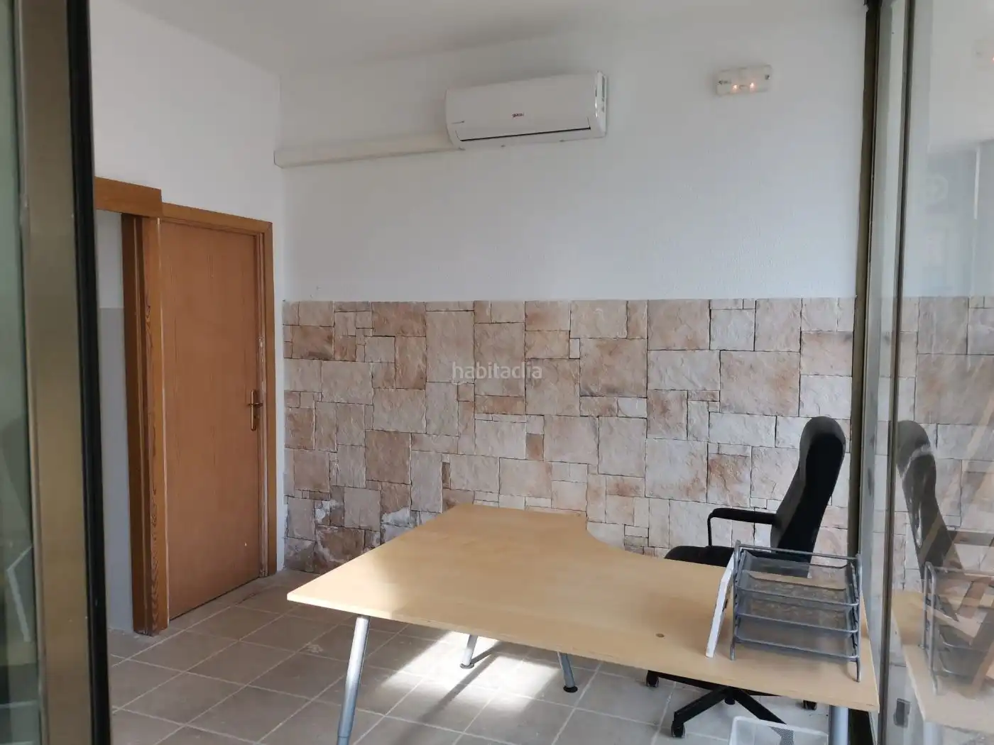 Business premises for sale in Avinguda Primavera 50