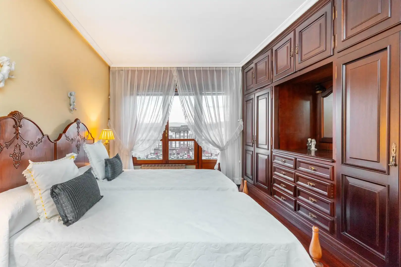 Habitación de Casa o chalet en venta en Siero con Calefacción, Jardín privado y Parquet