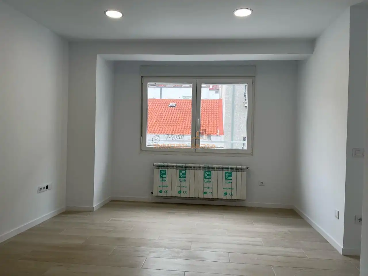 Bedroom of Flat for sale in Ferrol  with Heating, Storage room and Balcony
