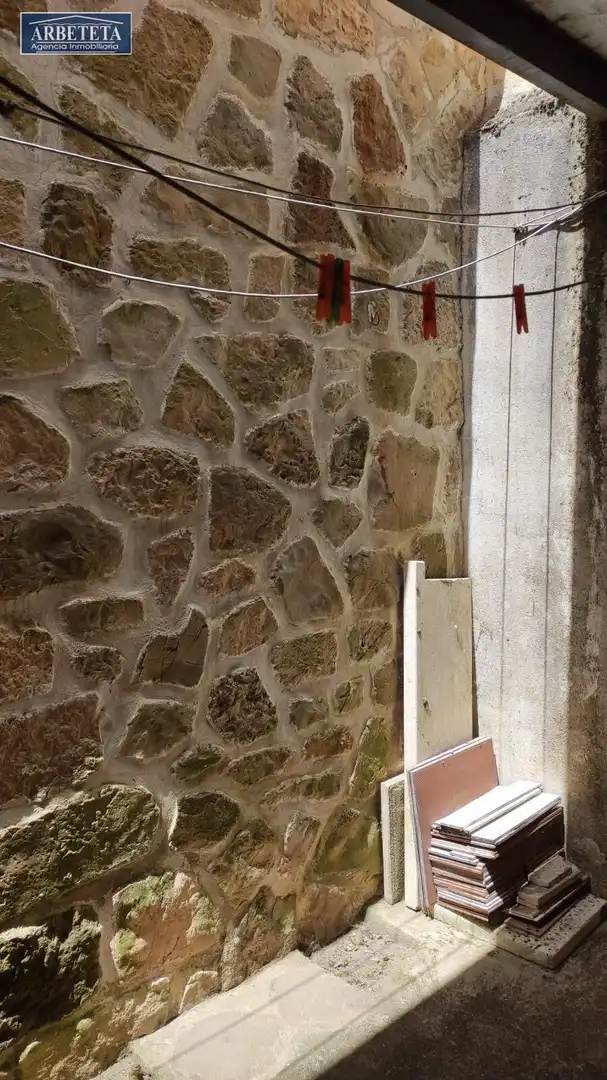 Vista exterior de Finca rústica en venta en Sacecorbo con Calefacción, Terraza y Balcón