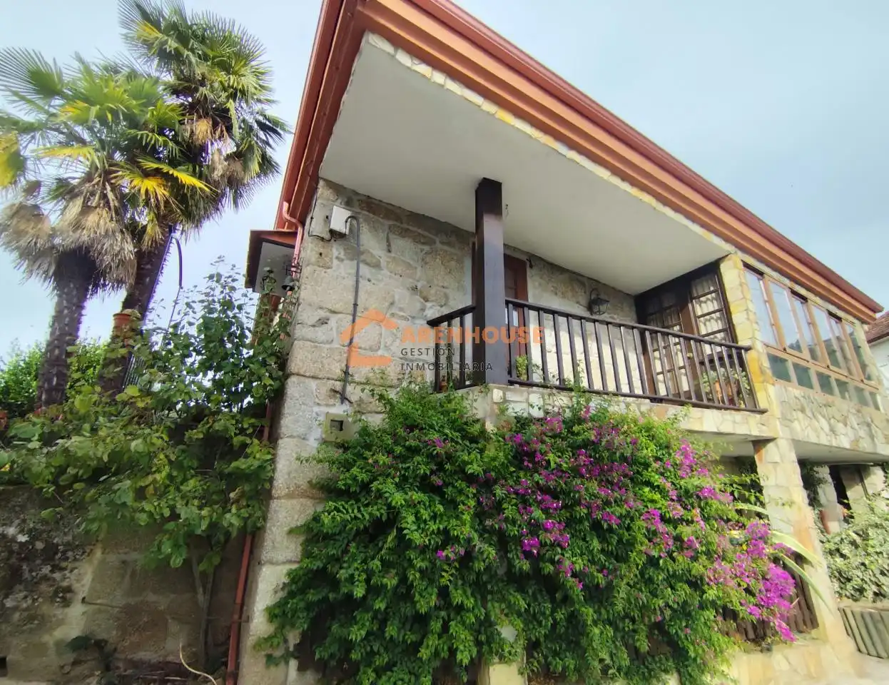 Casa con terrazza in vendita a Cenlle