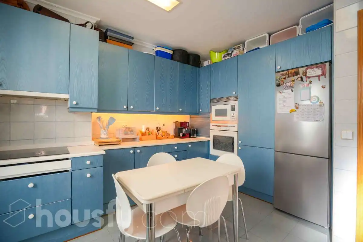 Cocina de Ático en venta en Madrid con Aire acondicionado, Calefacción y Parquet