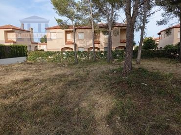 Terreny residencial en venda a Calle de Mont-Roig de Sio