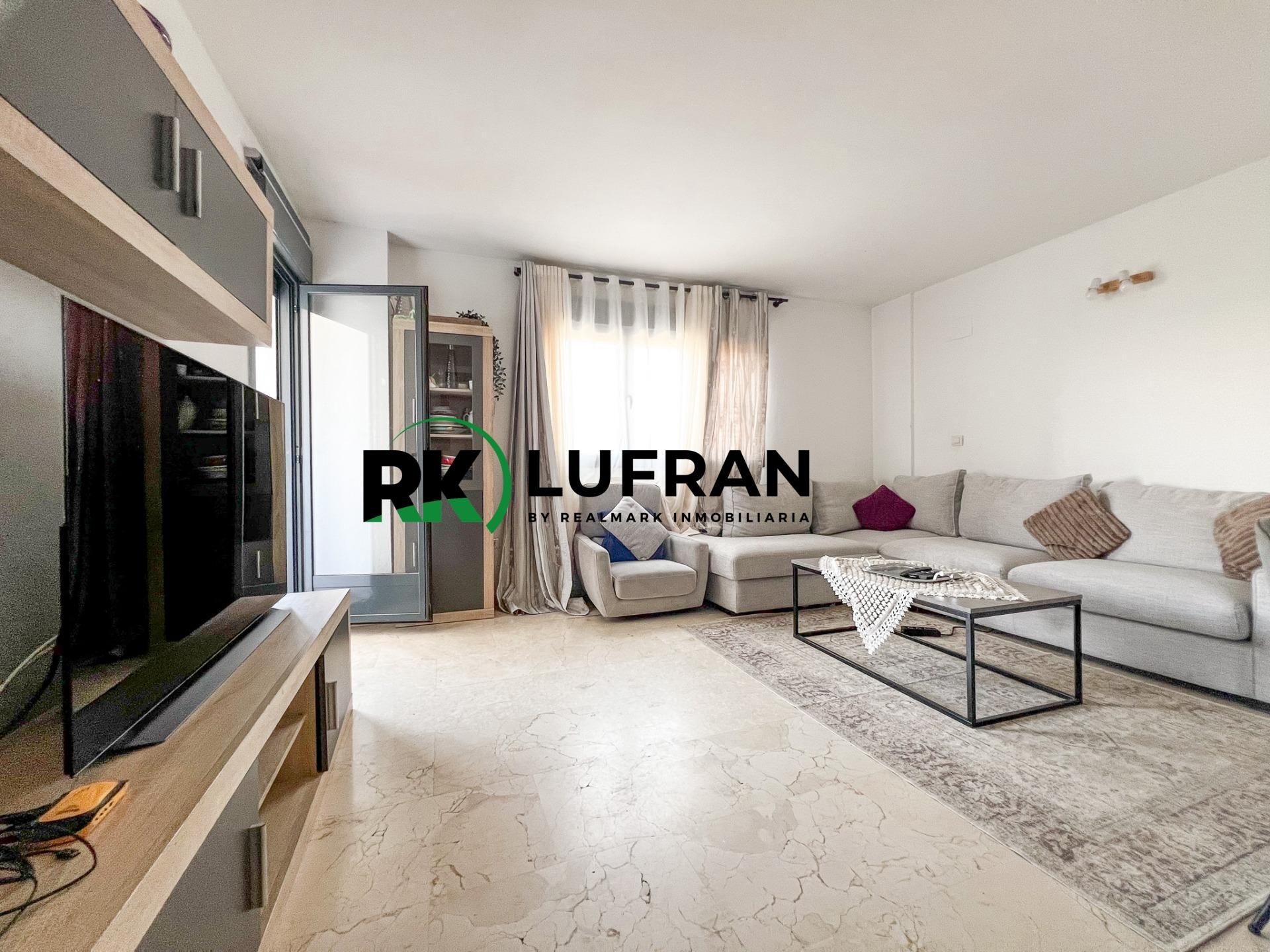 Sala de estar de Piso en venta en Alicante / Alacant con Aire acondicionado, Jardín privado y Terraza