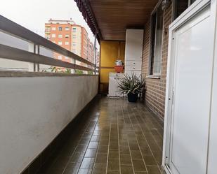 Terrassa de Pis en venda en  Logroño amb Calefacció, Parquet i Terrassa