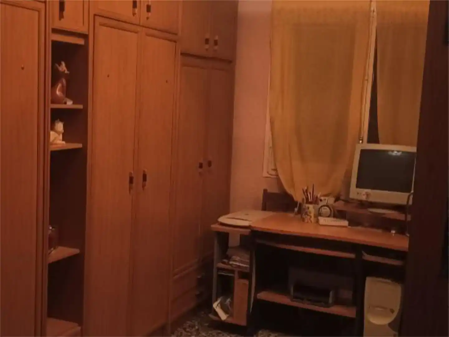Bedroom of Flat for sale in Escucha