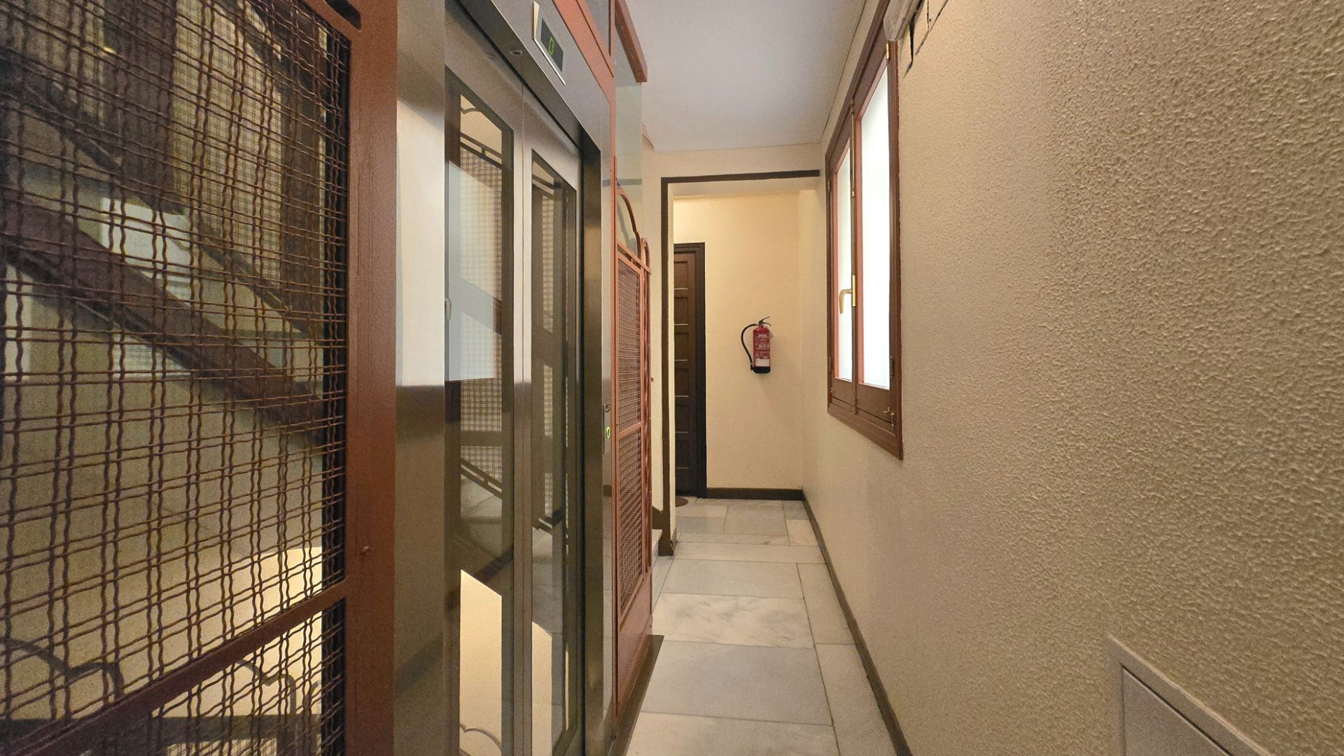 Flat for sale in  Madrid Capital  with Air Conditioner and Heating