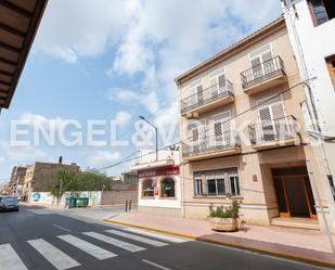 Vista exterior de Casa o xalet en venda en Alginet amb Aire condicionat, Calefacció i Terrassa