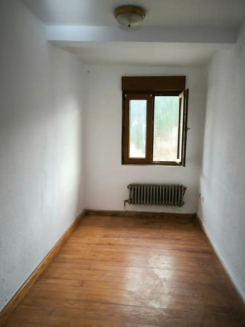 Dormitori de Casa adosada en venda en Siero