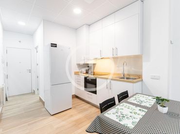 Estudio con ascensor en alquiler en Calle de San Manuel 3