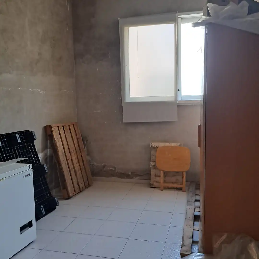 Local en venda en Sant Joan Les Fonts amb Aire condicionat, Calefacció i Alarma
