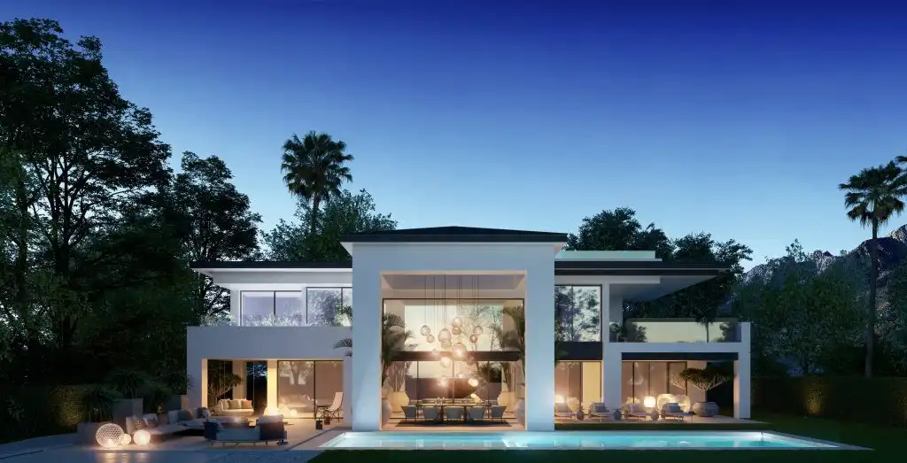 House with pool for sale in Marbella Centro