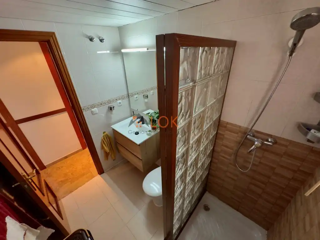 Baño de Piso en venta en Málaga con Aire acondicionado, Jardín privado y Terraza