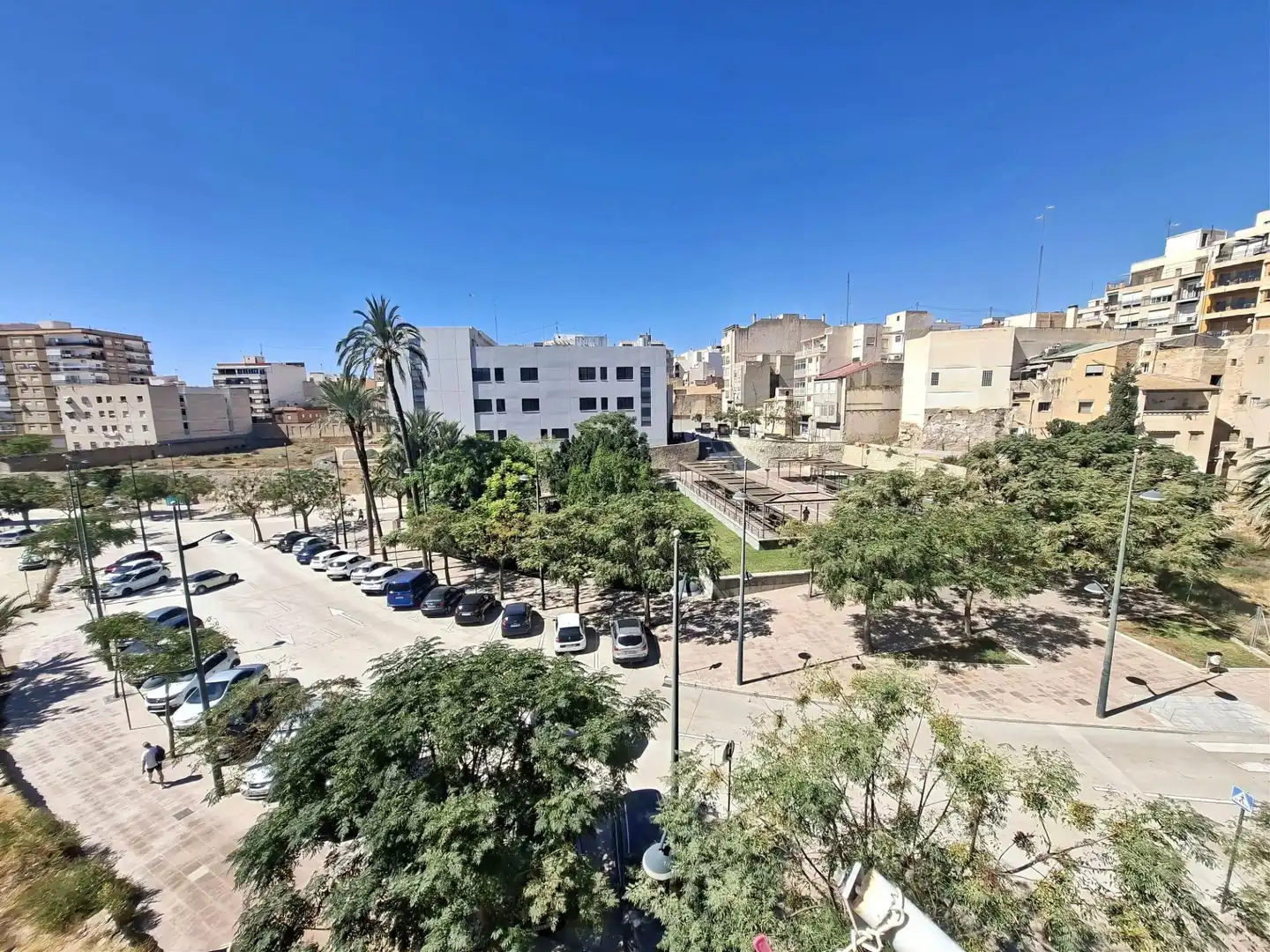 Pis amb terrassa en venda a Crevillent