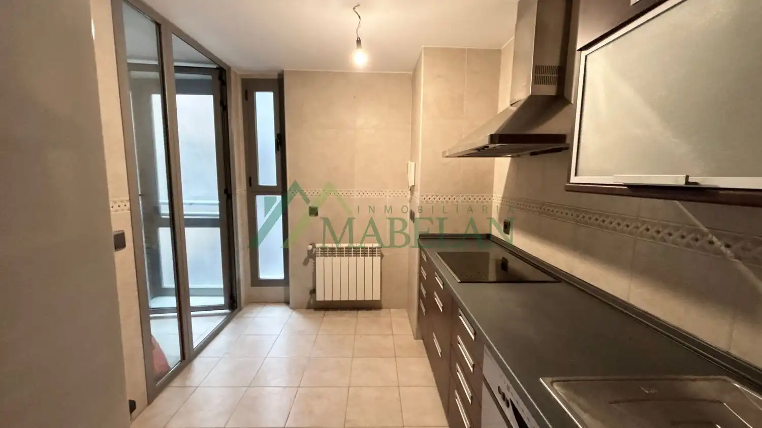 Kitchen of Flat for rent in Madrid  with Air Conditioner, Private garden and Storage room