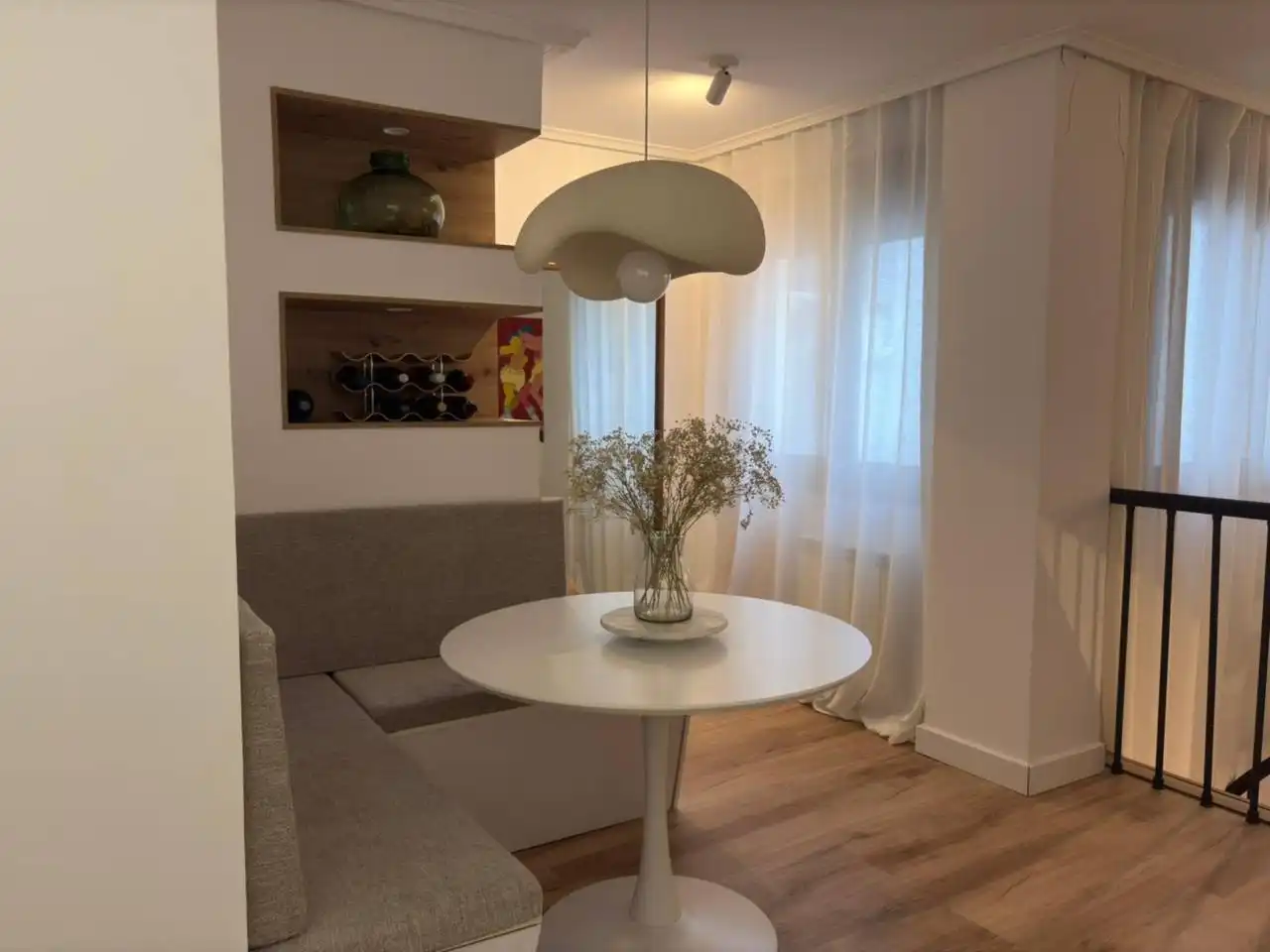 Comedor de Dúplex en venta en  Logroño con Calefacción y Trastero