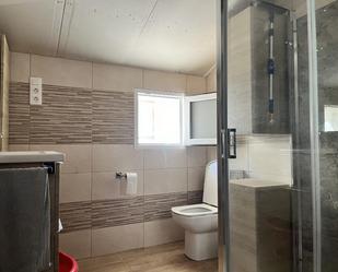 Bathroom of House or chalet for sale in Peralta de Alcofea  with Air Conditioner and Heating