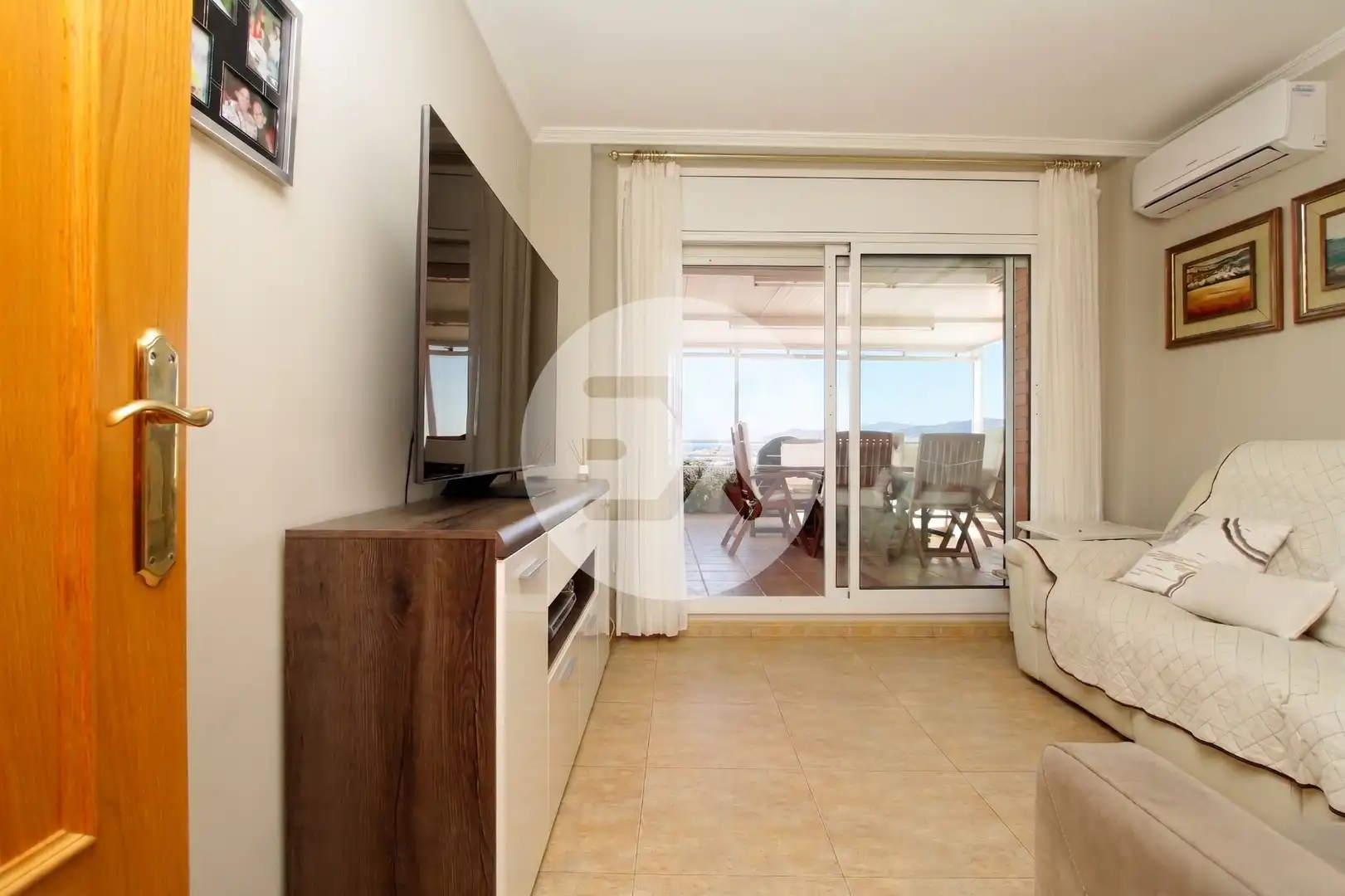 Sala d'estar de Pis en venda en Viladecans amb Aire condicionat, Calefacció i Terrassa