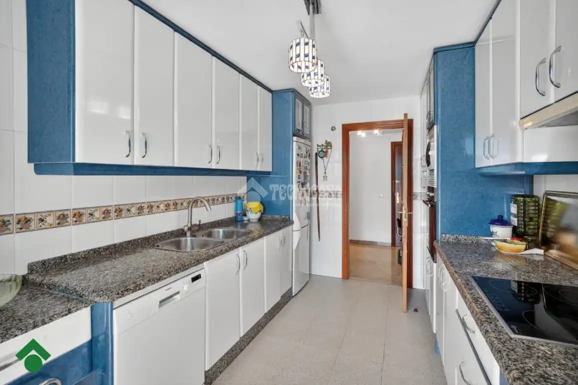 Cocina de Piso en venta en Córdoba con Aire acondicionado, Calefacción y Jardín privado
