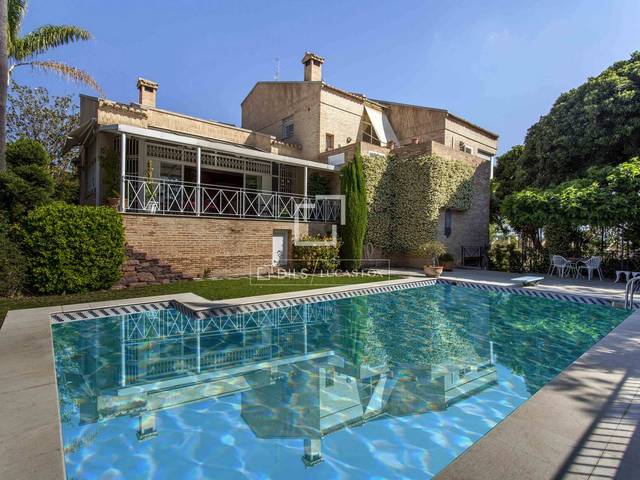 Casa-chalet en Venta en Casas Verdes - Ermita