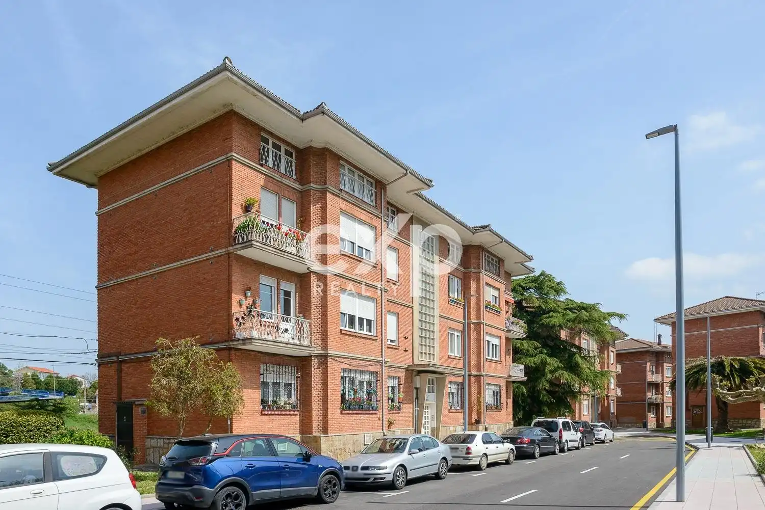 Vista exterior de Piso en venta en Avilés con Calefacción