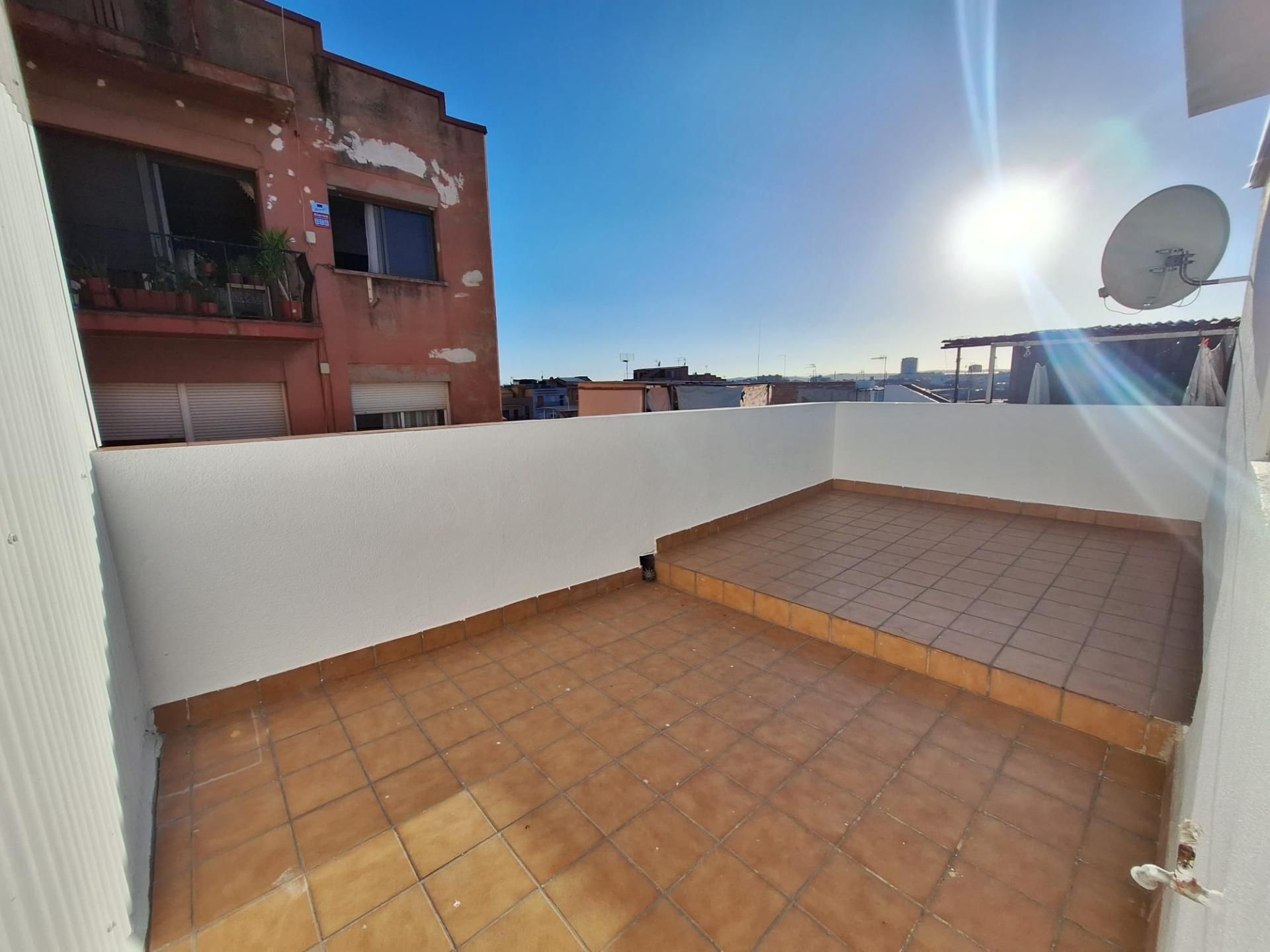 Pis en venda a  MONESTERO DE, Torre-romeu