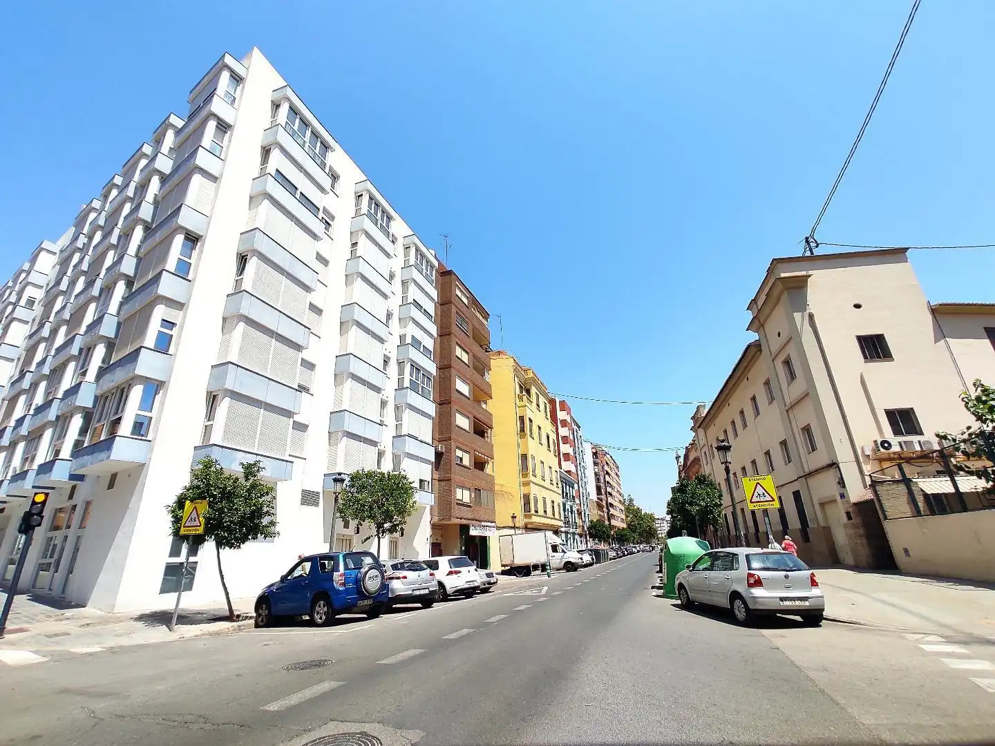 Vista exterior de Local de lloguer en Valencia