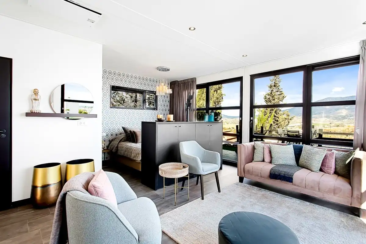 Wohnzimmer von Erdgeschoss zum Verkauf in Mijas mit Klimaanlage, Terrasse und Schwimmbad