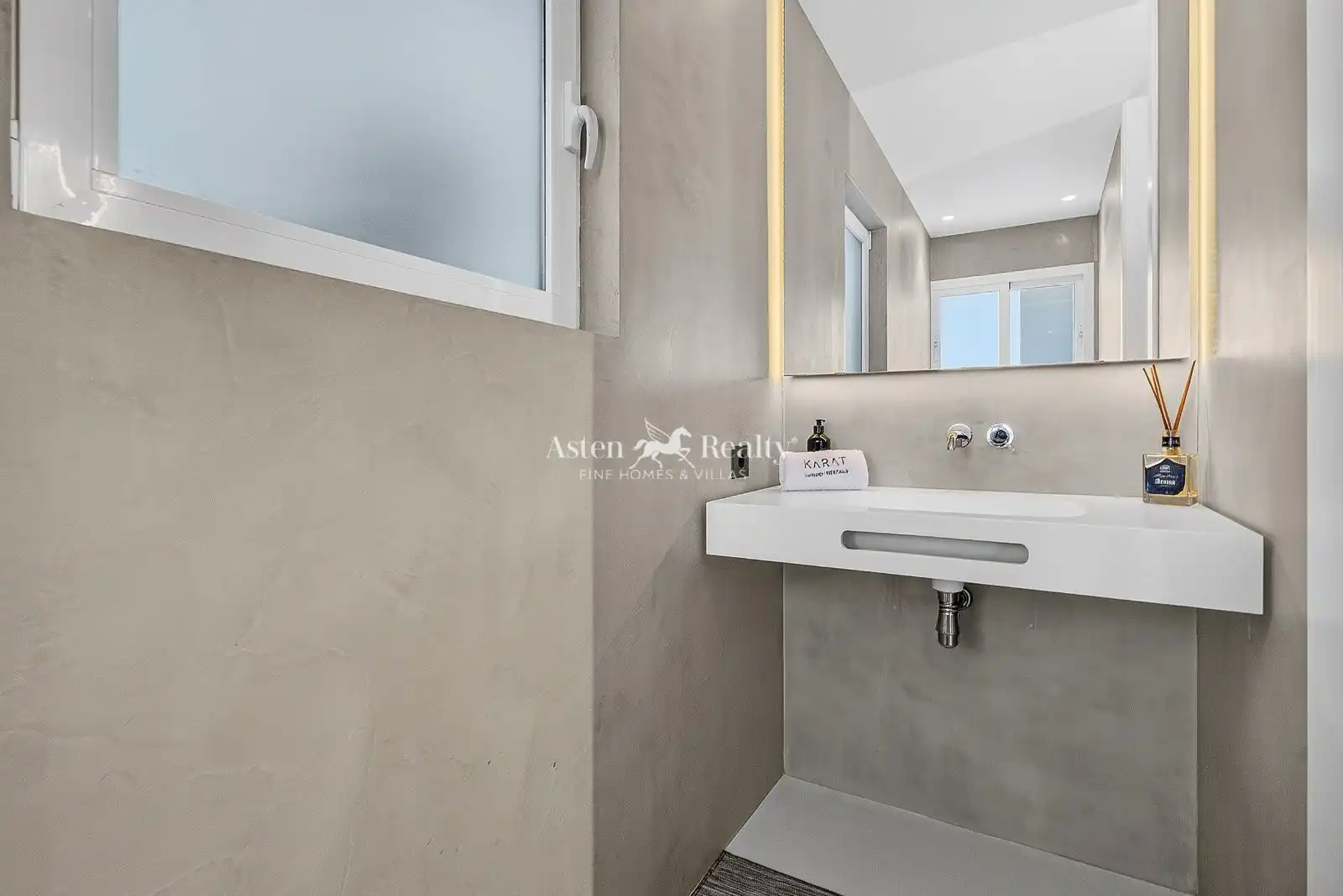 House with pool for sale in Noruega 2, imagen 8