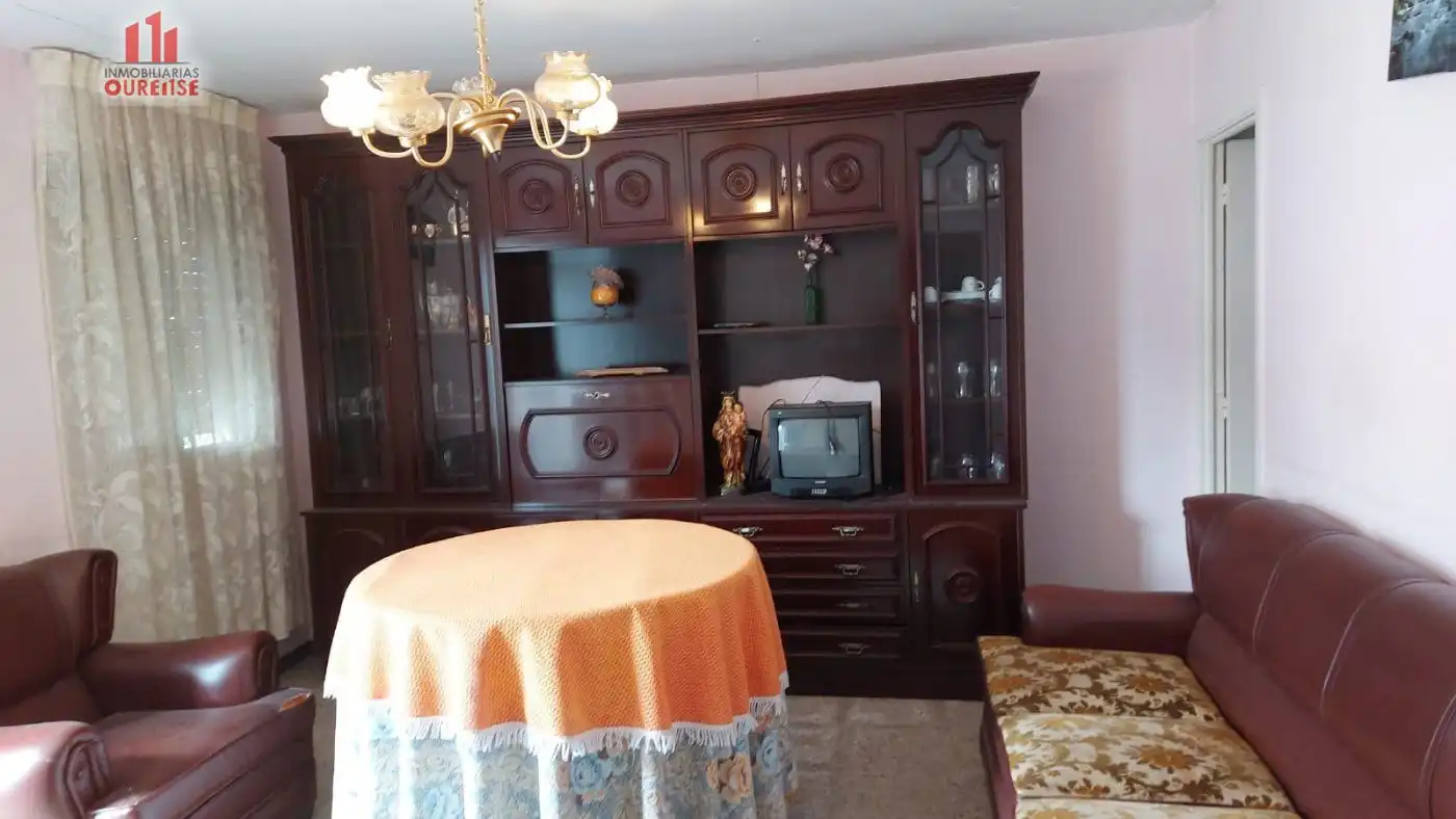 Sala de estar de Casa o chalet en venta en Ourense Capital  con Jardín privado, Trastero y Amueblado
