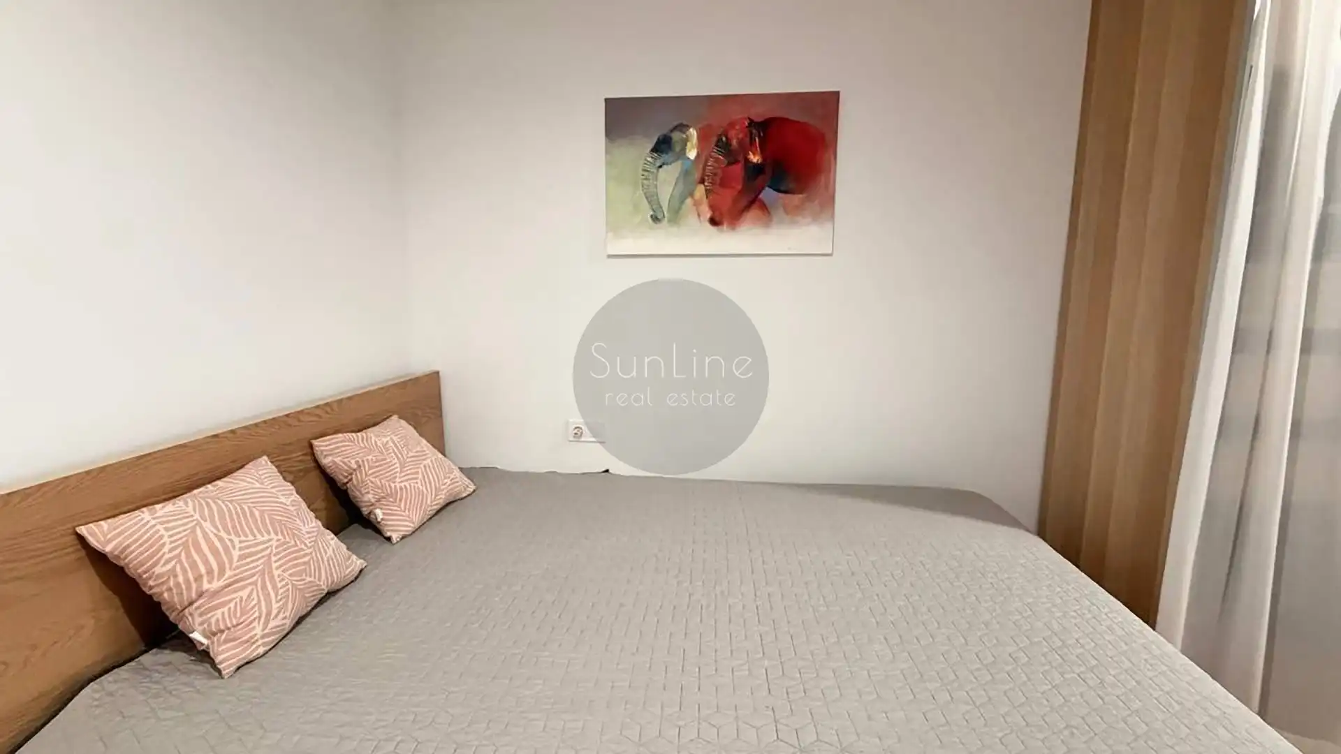 Bedroom of Flat for rent in Valencia  with Air Conditioner, Furnished and Balcony