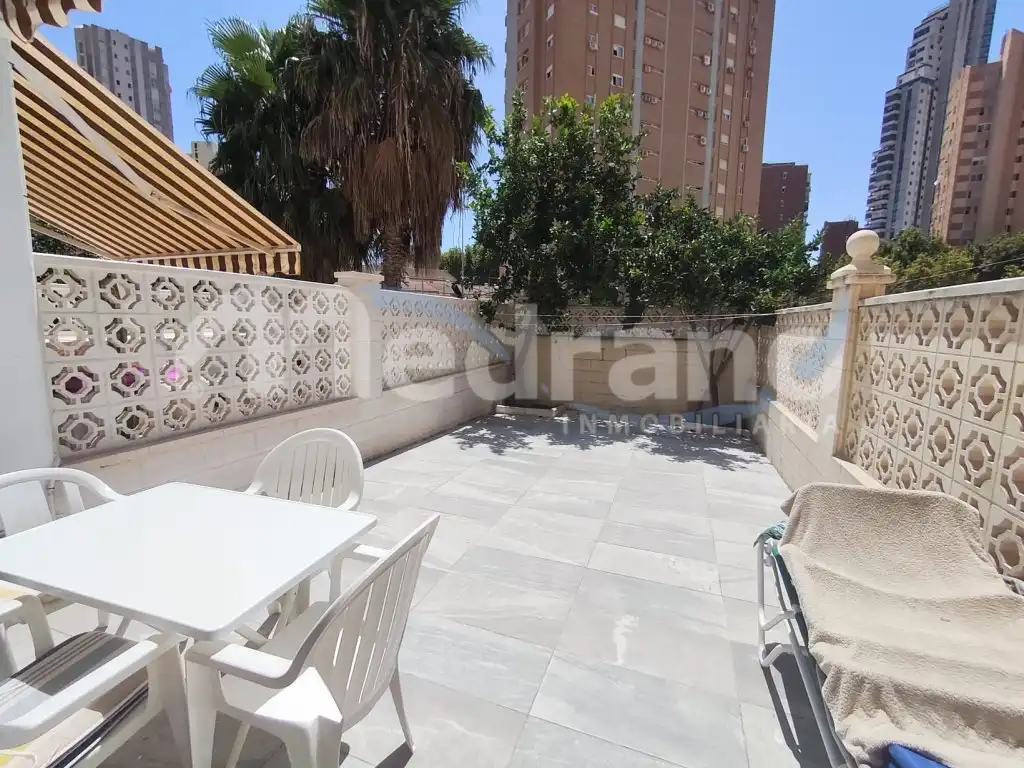 Terrace of Houses for rent in Benidorm  with Air Conditioner, Swimming Pool and Furnished