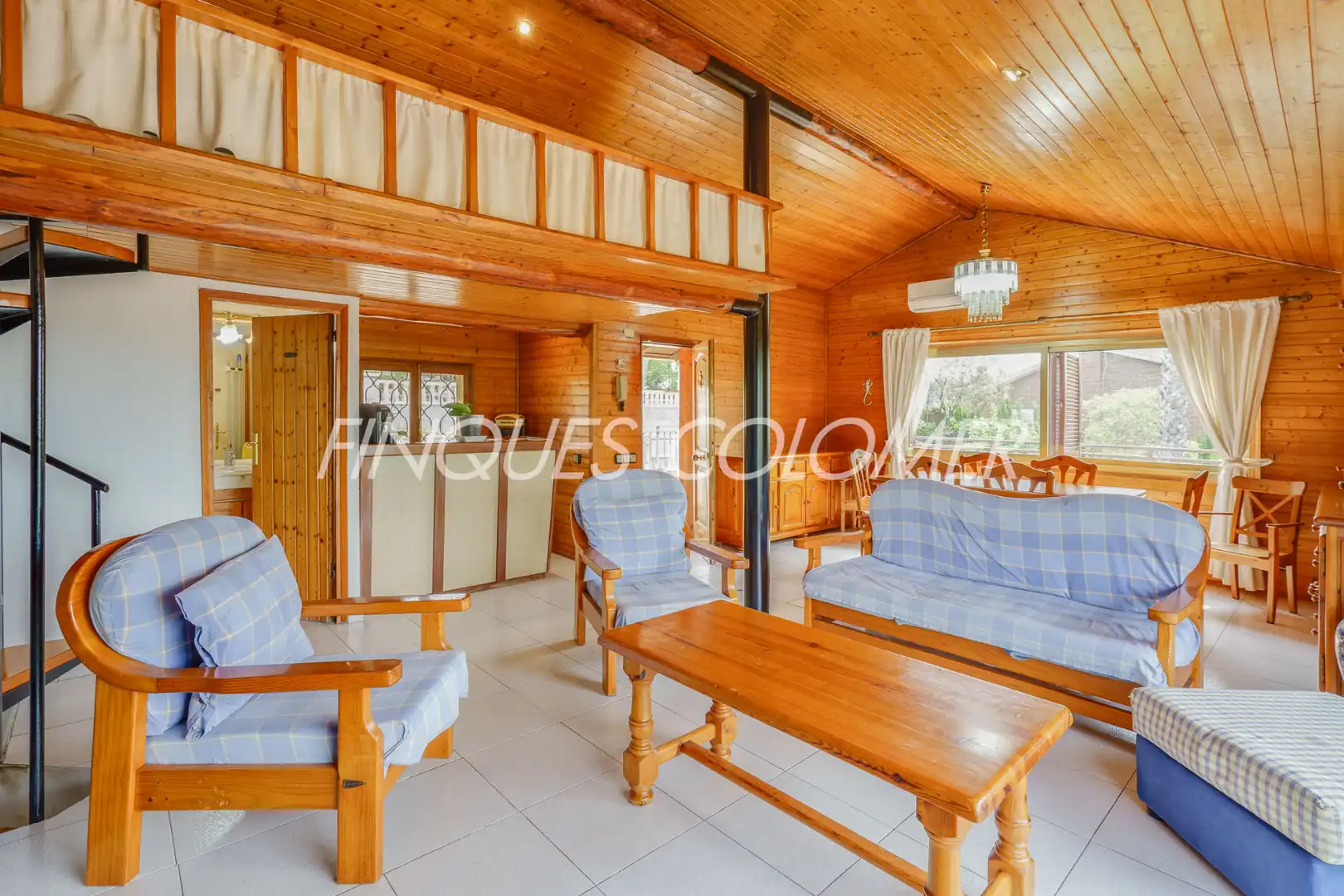 Living room of Houses for sale in Rubí  with Air Conditioner, Private garden and Parquet flooring