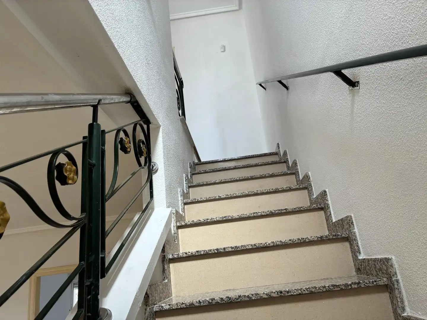 Haus oder Chalet zum Verkauf in Benijófar mit Privatgarten und Gemeinschaftspool