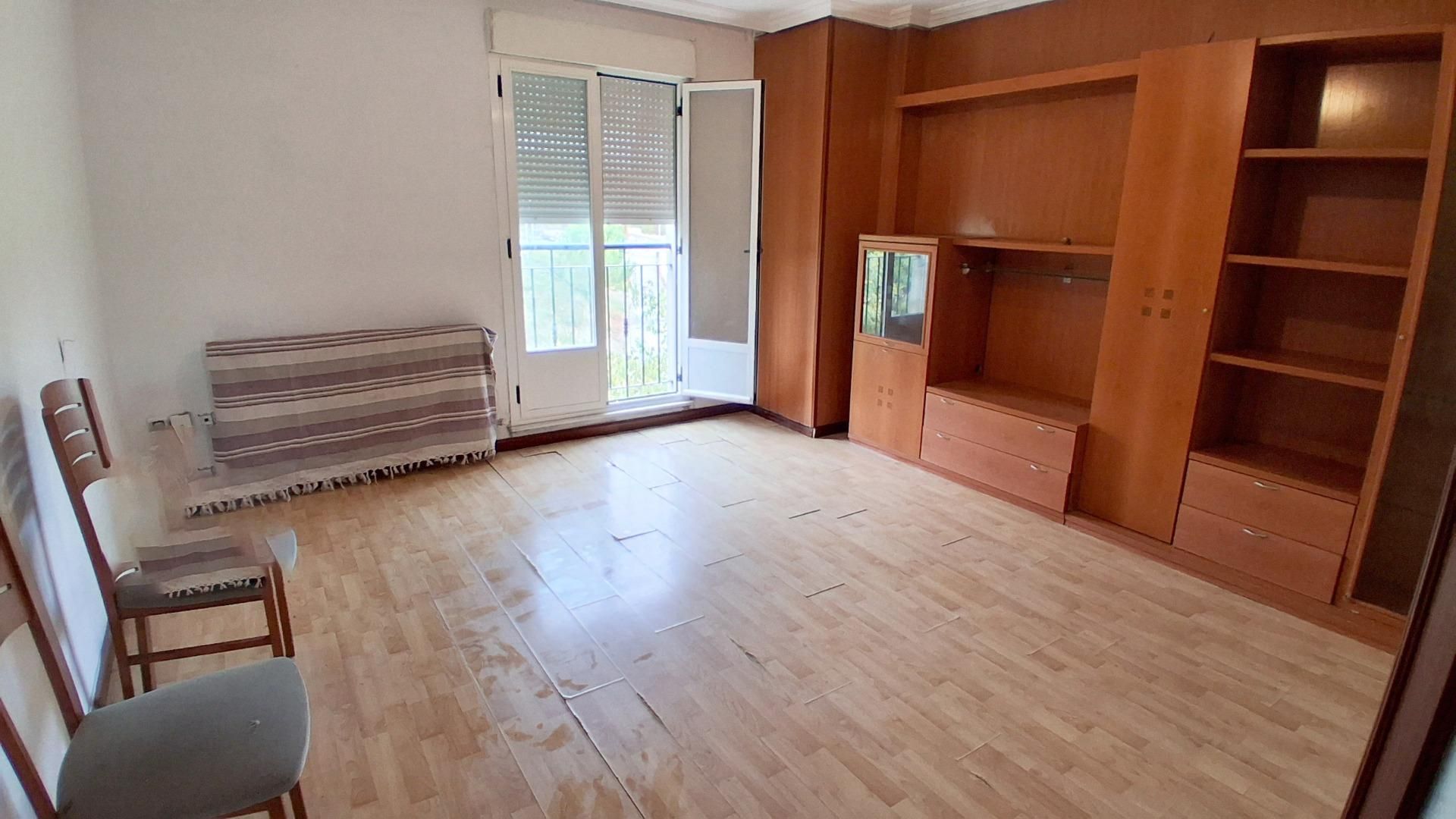 Bedroom of Flat for sale in Salamanca Capital  with Heating and Balcony