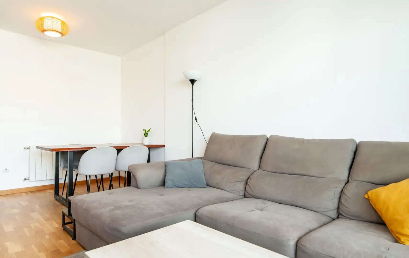 Sala de estar de Ático en venta en Vilafranca del Penedès con Aire acondicionado, Calefacción y Parquet