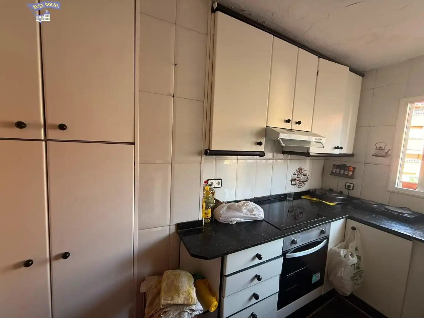 Cuina de Pis en venda en Rubí amb Calefacció, Terrassa i Balcó
