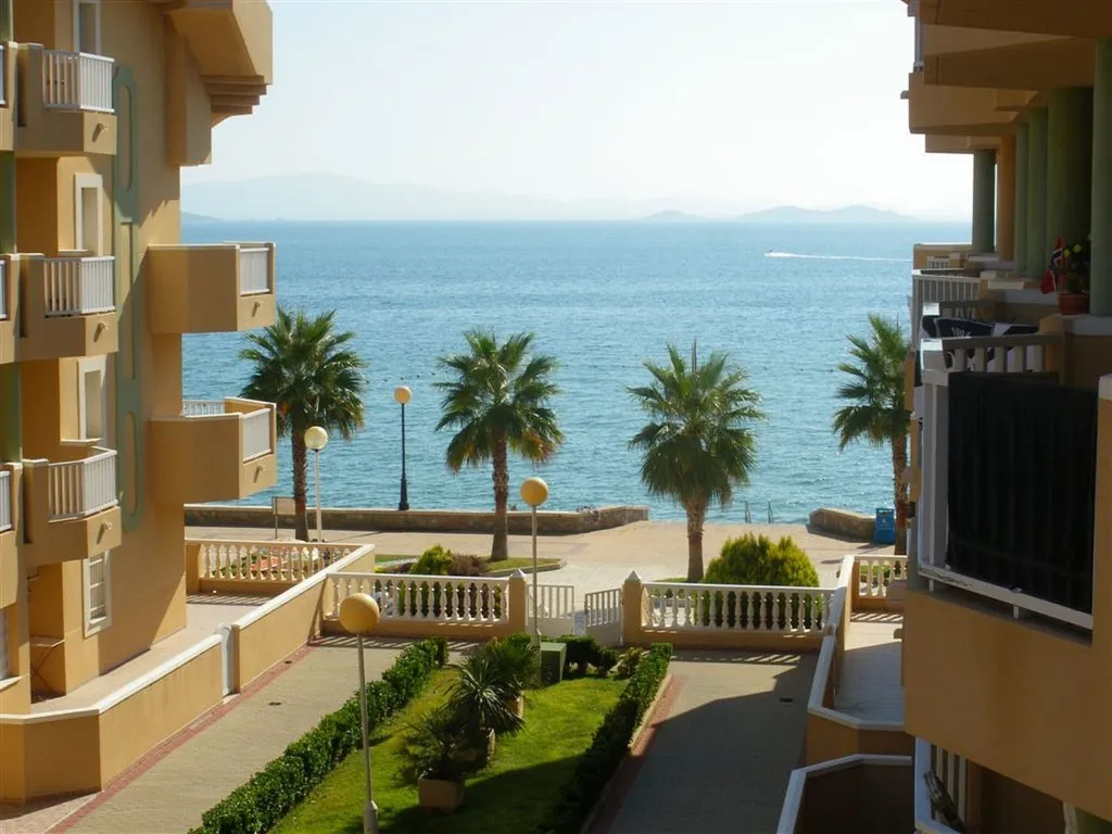 Dormitori de Apartament en venda en La Manga del Mar Menor amb Aire condicionat, Calefacció i Terrassa