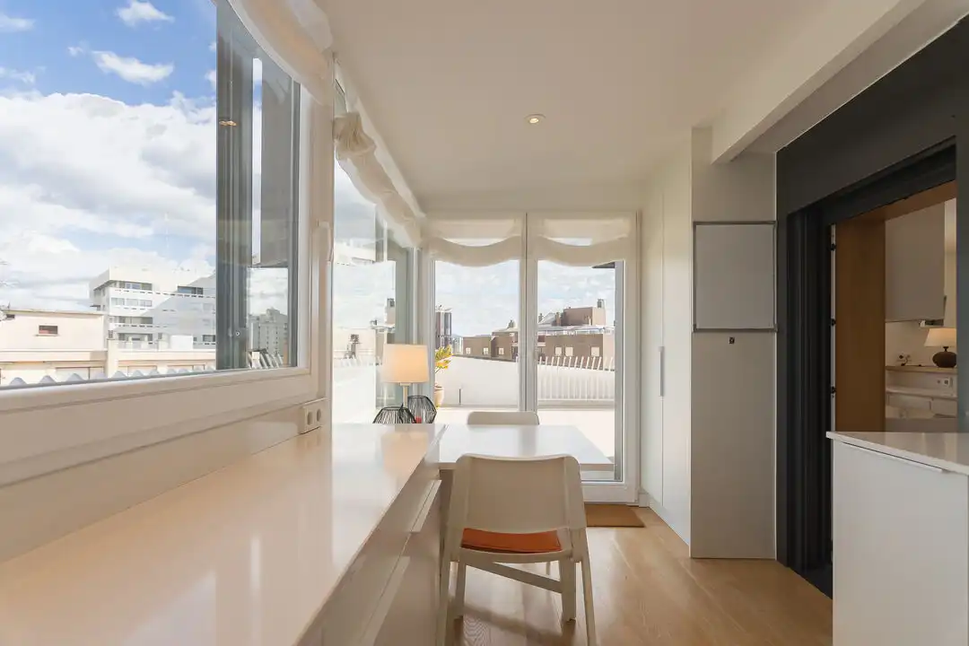 Terraza de Ático en venta en  Pamplona / Iruña con Calefacción, Terraza y Alarma