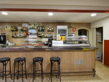 Gewerbefläche zum Verkauf in La Bisbal d'Empordà