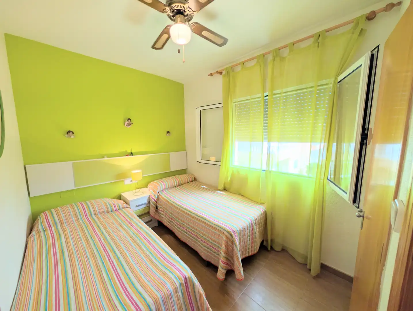 Bedroom of Flat for sale in Cartagena  with Air Conditioner, Furnished and Balcony
