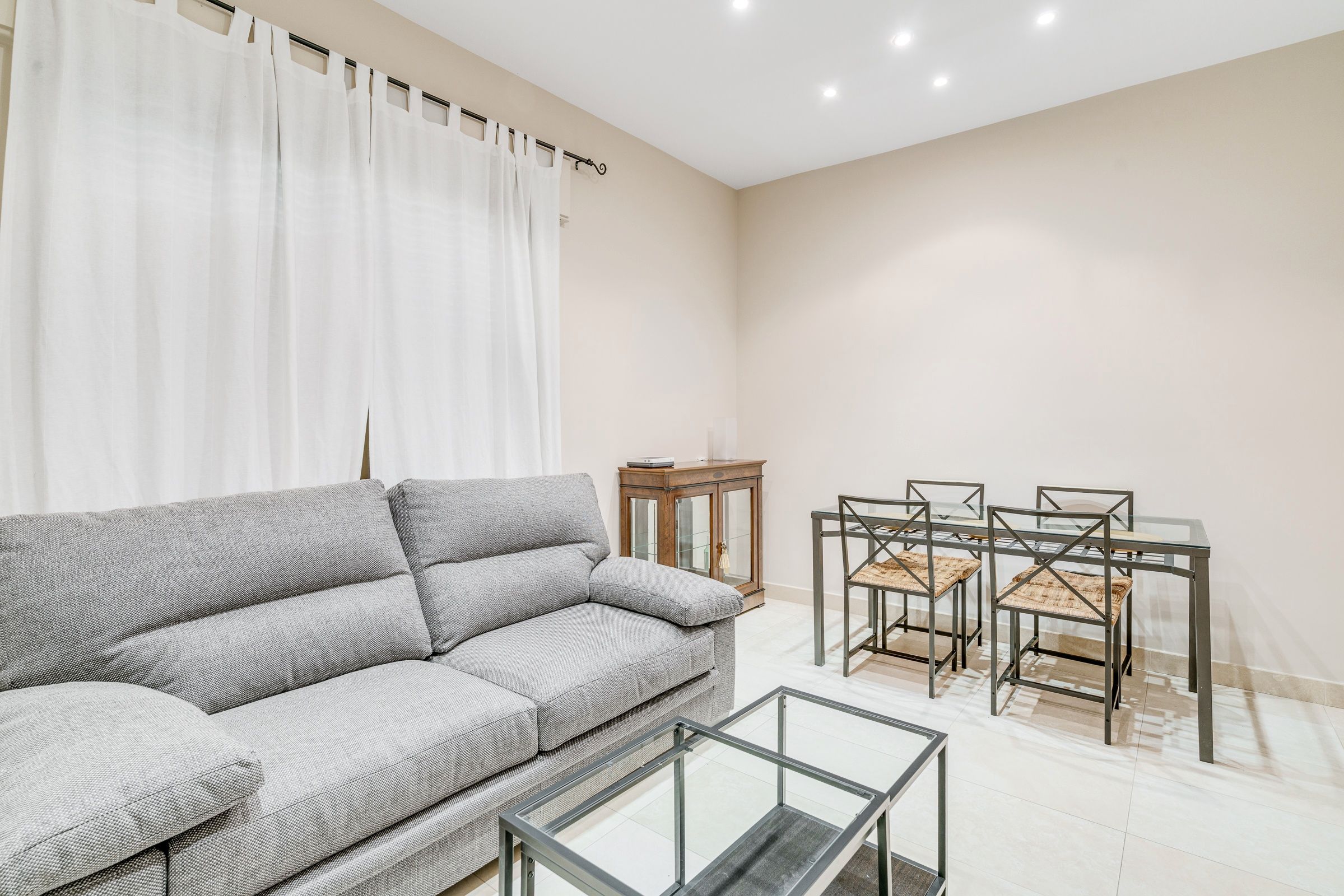 Living room of Planta baja for sale in  Barcelona Capital  with Heating and Terrace