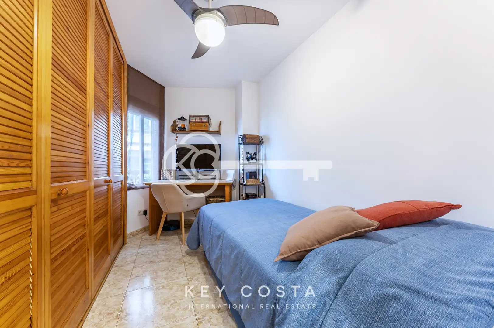 Außenansicht von Wohnung zum Verkauf in Alicante / Alacant mit Klimaanlage, Ofen und Waschmaschine