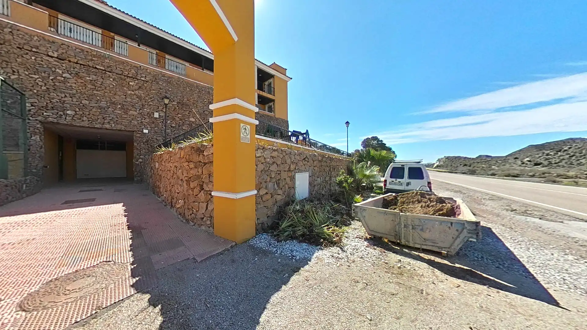 Vista exterior de Local en venta en Cuevas del Almanzora